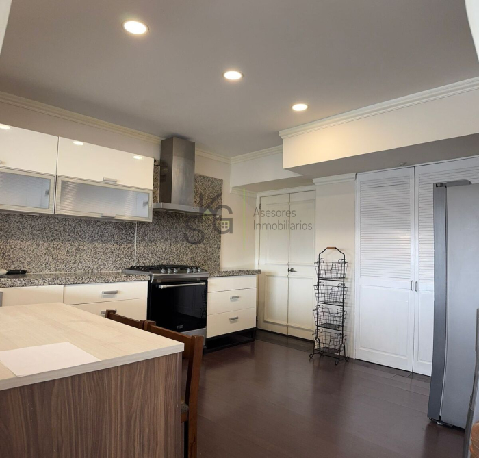 SE RENTA �?? DEPARTAMENTO AMUEBLADO EN AV. SANTA FE 455  Ubicación privilegiada: A