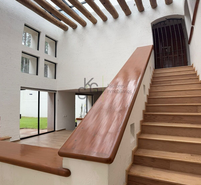 Venta de Casa en Lomas de Las Palmas, Interlomas