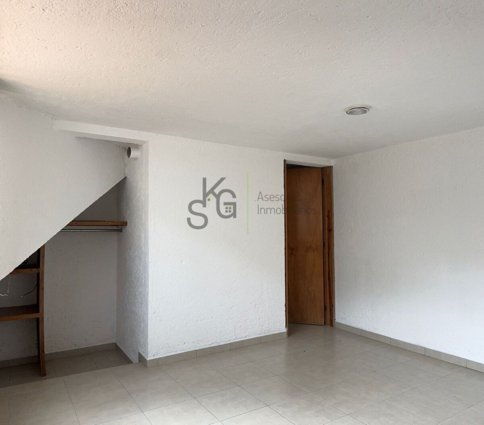 Venta de Casa en Lomas de Las Palmas, Interlomas