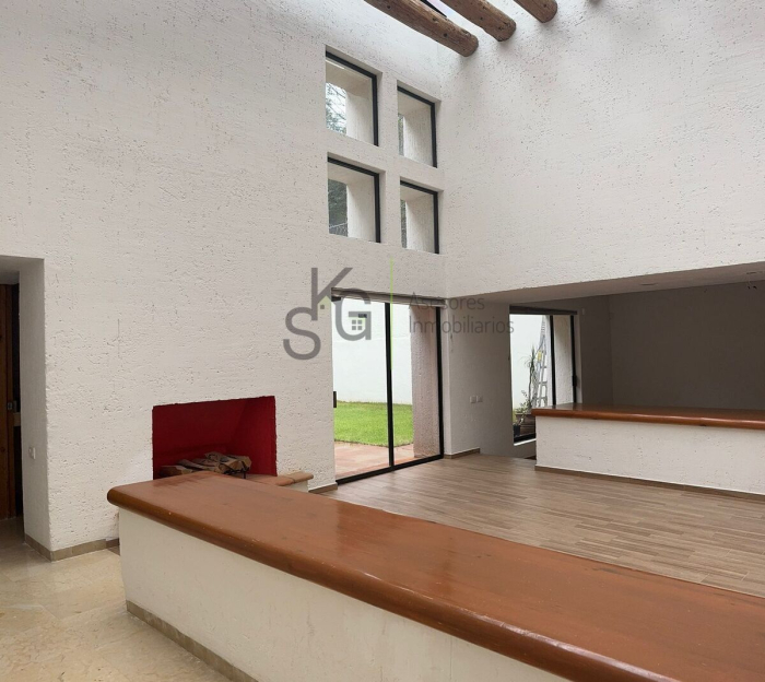 Venta de Casa en Lomas de Las Palmas, Interlomas