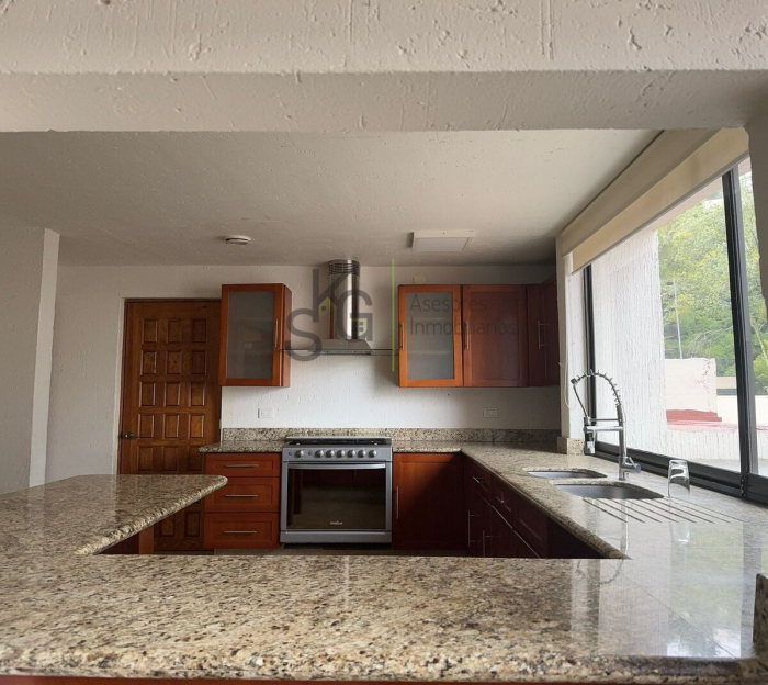 Venta de Casa en Lomas de Las Palmas, Interlomas