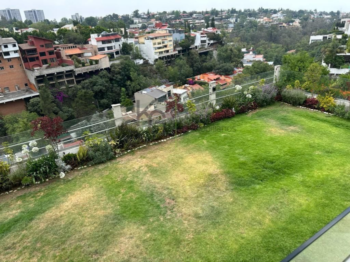 Venta de Casa en Bosques de las Lomas, Cuajimalpa de Morelos.