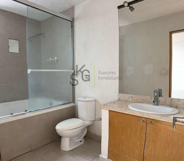 venta de departamento en residencial madroños