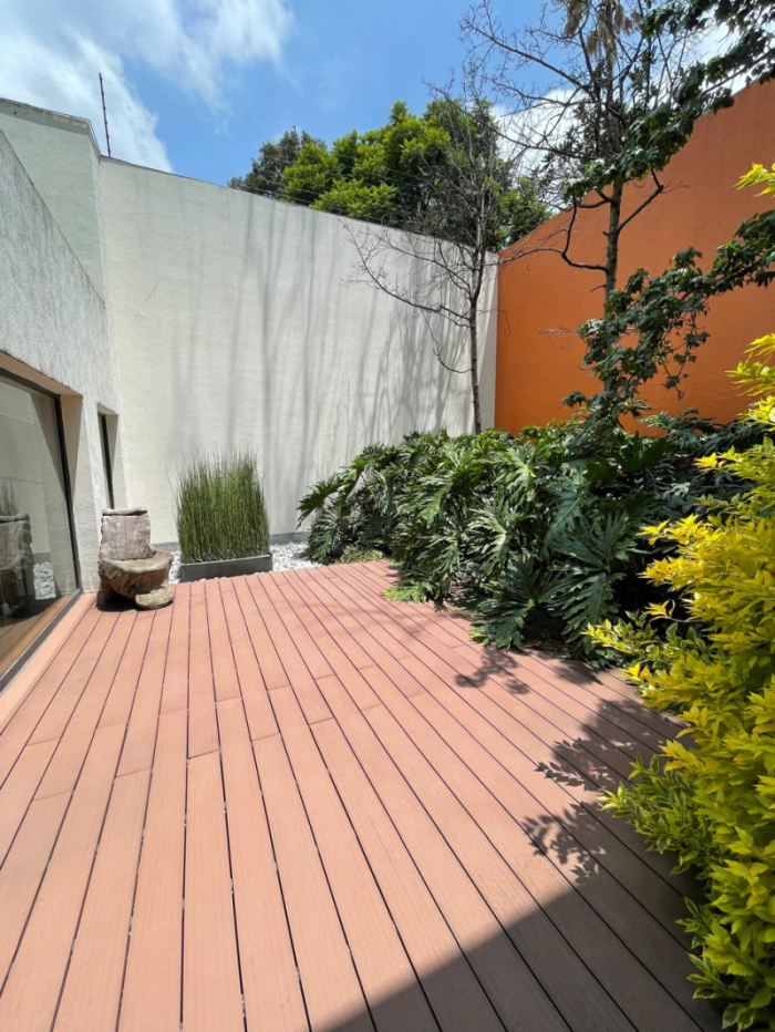Casa En Venta, Lomas De Bezares, Roqueta
