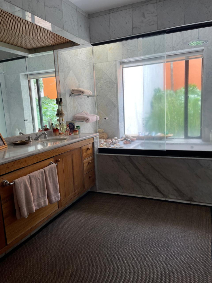 Casa En Venta, Lomas De Bezares, Roqueta