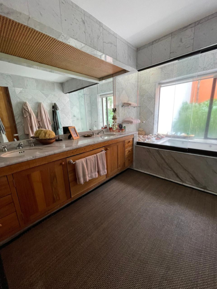 Casa En Venta, Lomas De Bezares, Roqueta