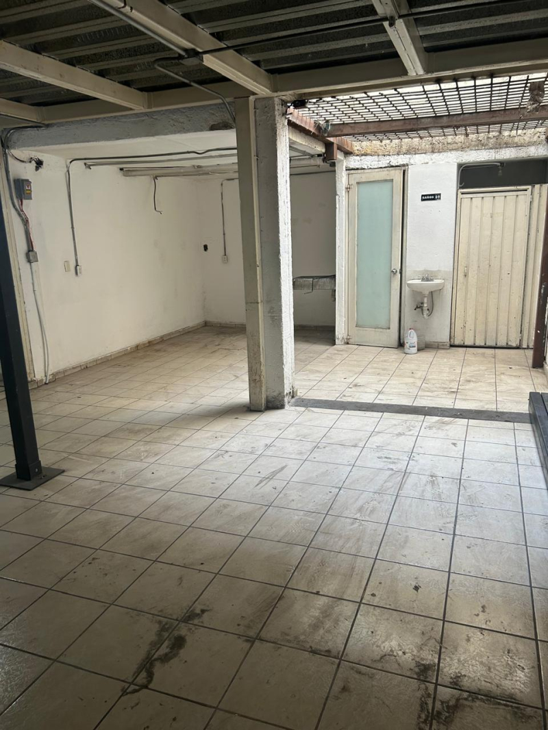se renta local comercial en jardines de atizapan, estado de mexico