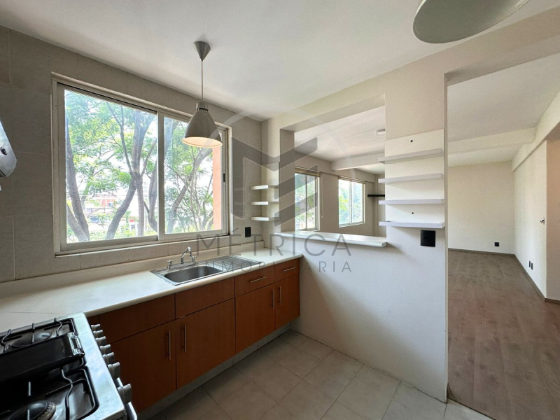 Departamento En Renta En La Col. Del Valle. Edificio Sin Elevador Ni Vigilancia 