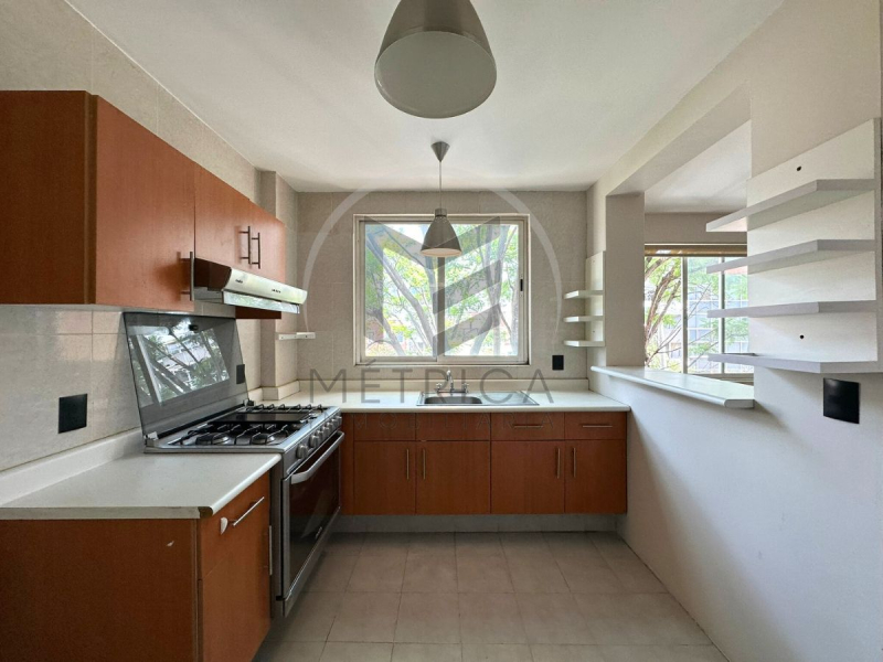 Departamento En Renta En La Col. Del Valle. Edificio Sin Elevador Ni Vigilancia 