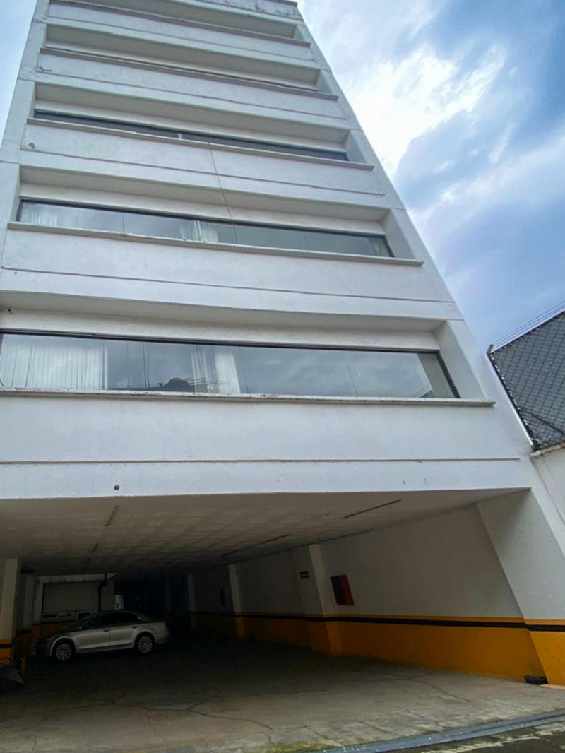 Renta De Oficinas En Av. Constituyentes, Col. 16 De Septiembre, CDMX