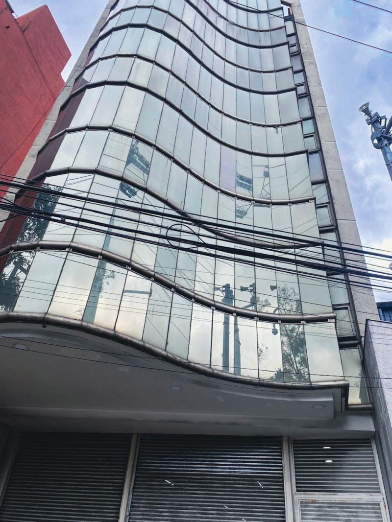 Renta de Oficinas en Av. Constituyentes, Col. 16 de septiembre, CDMX