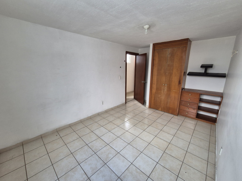 Departamento En Venta Alberta, Providencia. Semi-Remodelado