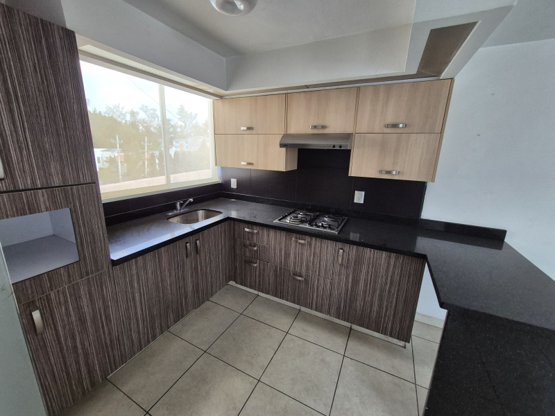 Departamento En Venta Alberta, Providencia. Semi-Remodelado