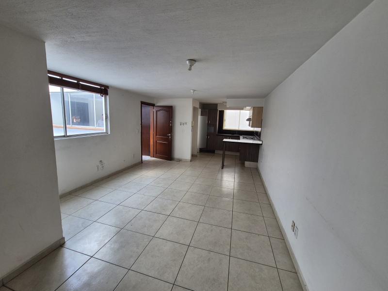 Departamento En Venta Alberta, Providencia. Semi-Remodelado