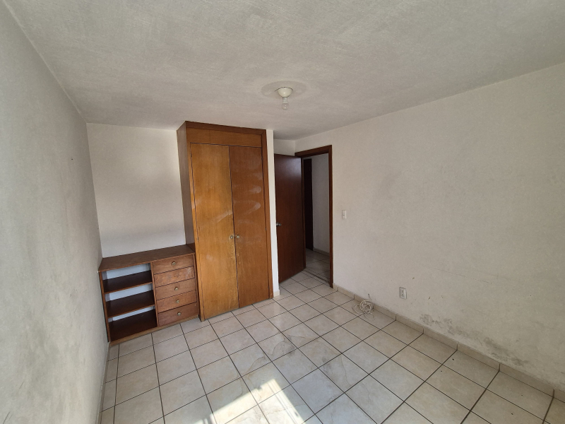 Departamento En Venta Alberta, Providencia. Semi-Remodelado