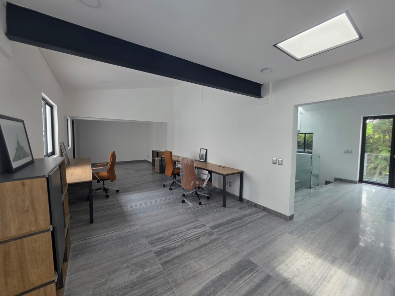 Casa Con Uso De Suelo Mixto En Venta O Renta En Lomas De Chapultepec