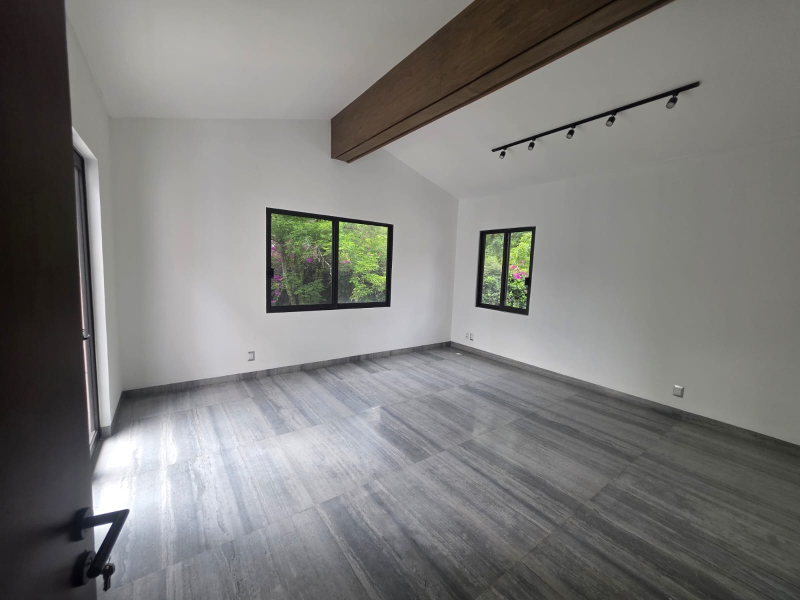 Casa Con Uso De Suelo Mixto En Venta O Renta En Lomas De Chapultepec