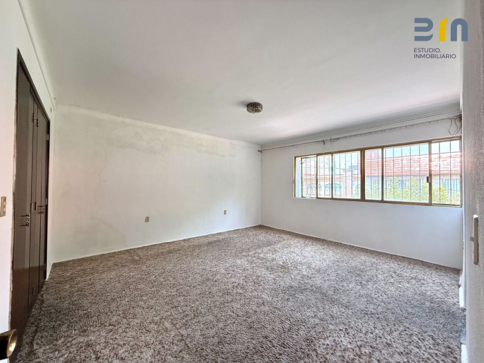 Casa en Venta sobre Eje 8 Colonia Banjidal