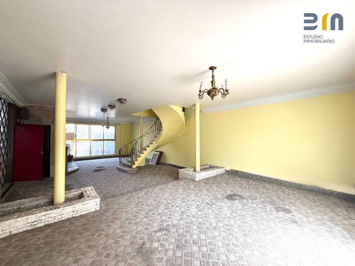 Casa en Venta sobre Eje 8 Colonia Banjidal