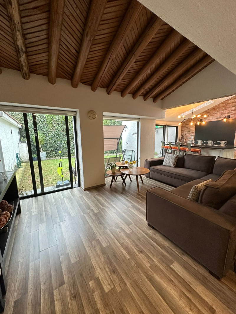 Casa En Renta En Parques De La Herradura