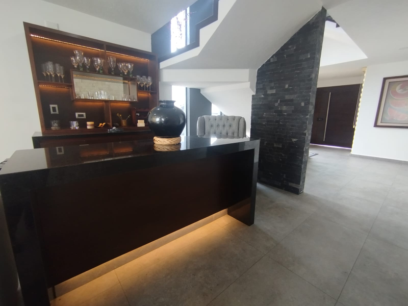 Casa En Renta Amueblada En Lomas De Angel�polis 