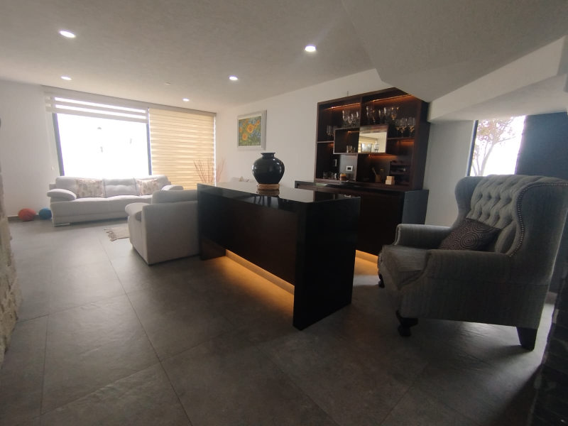 Casa En Renta Amueblada En Lomas De Angel�polis 
