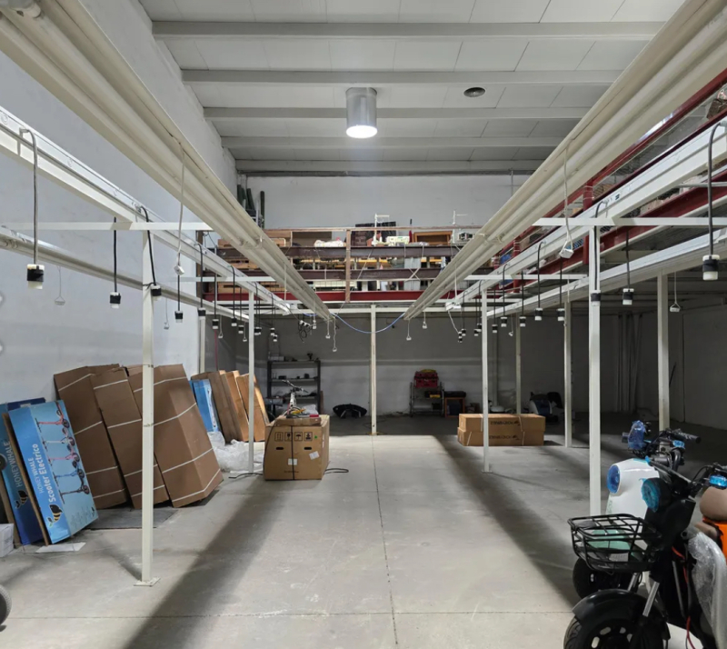 Se Vende Bodega En Jardines Del Bosque
