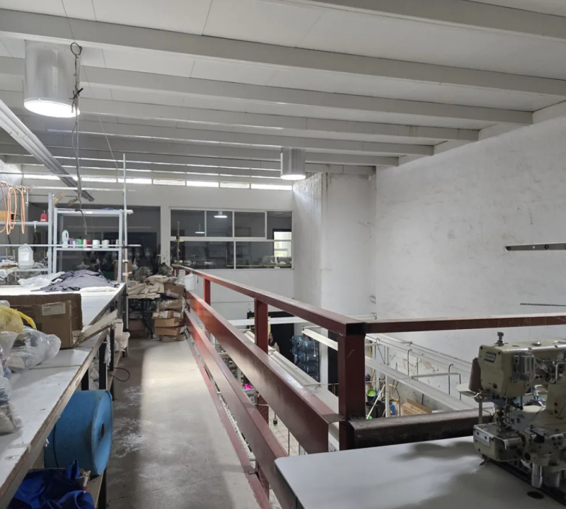 Se Vende Bodega En Jardines Del Bosque