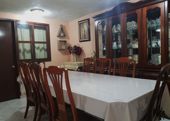 VENTA DE CASA EN VILLA DE ARAGON, CON 2 DEPTO. INDEPENDIENTES