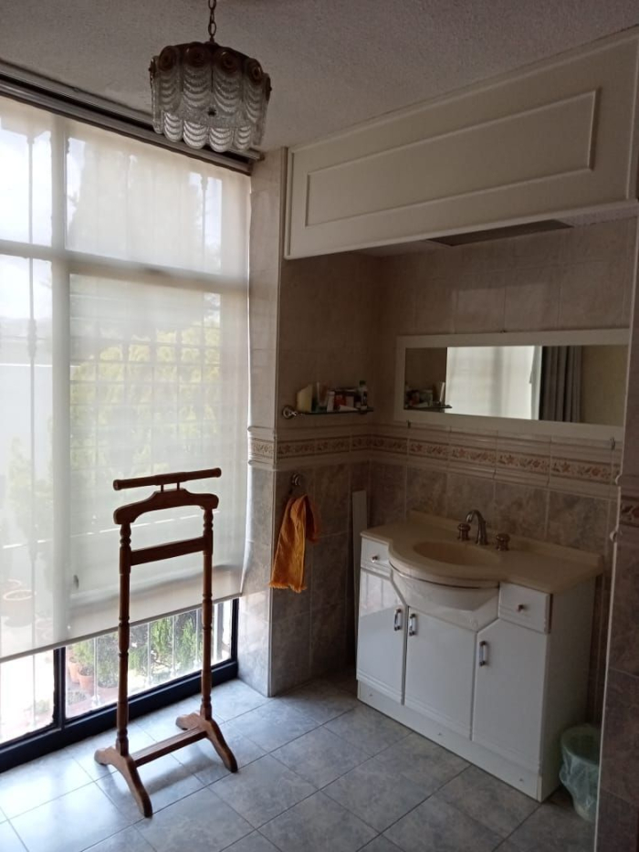 venta de casa cerca de la alhondiga de granaditas