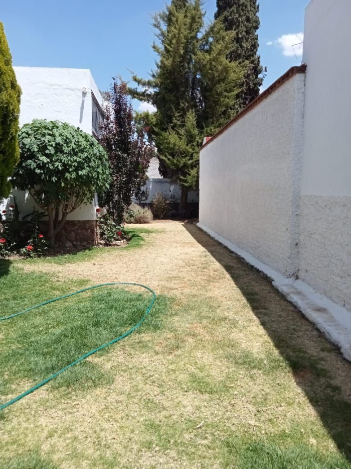 venta de casa cerca de la alhondiga de granaditas