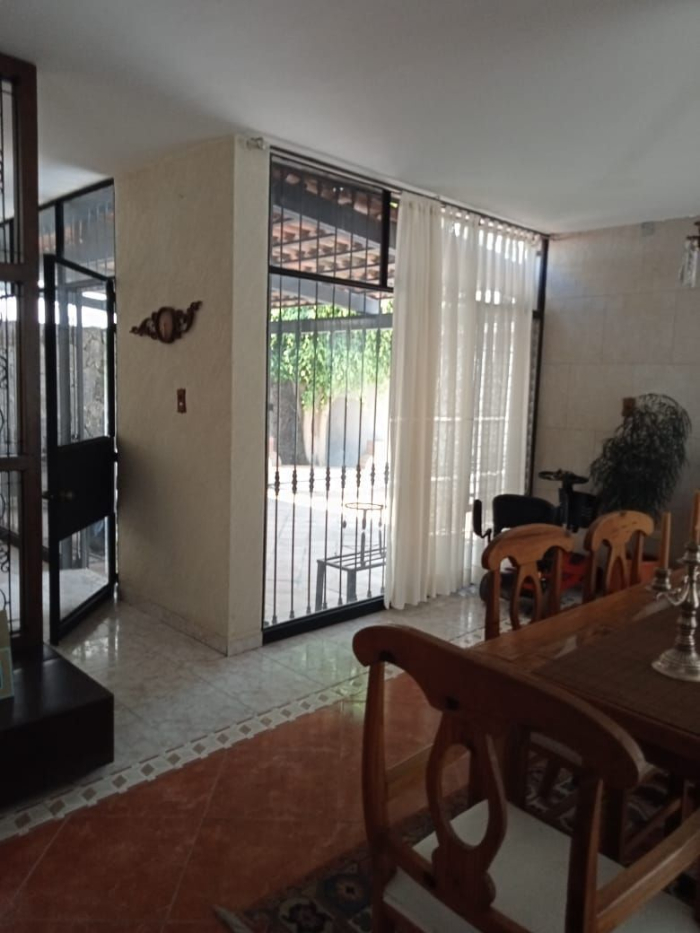 venta de casa cerca de la alhondiga de granaditas