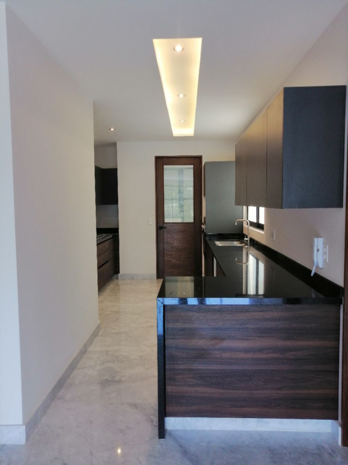 venta departamento prácticamente nuevo con roof garden  lomas de tecamachalco.