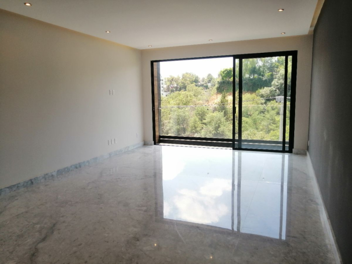venta departamento prácticamente nuevo con roof garden  lomas de tecamachalco.