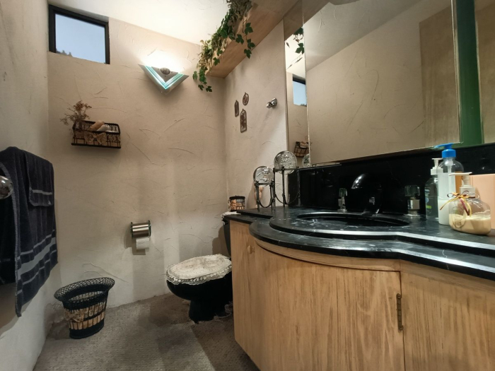 CASA EN VENTA, PARQUES DE LA HERRADURA, EN CONJUNTO CON VIGILANCIA