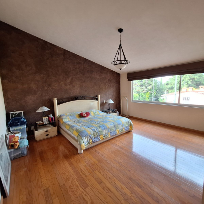 VENTA CASA EN CERRADA BOSQUE DE CUITARO