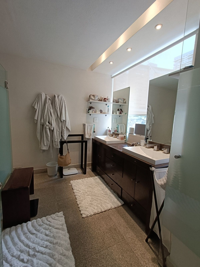 venta departamento en bosque de las lomas con balcón