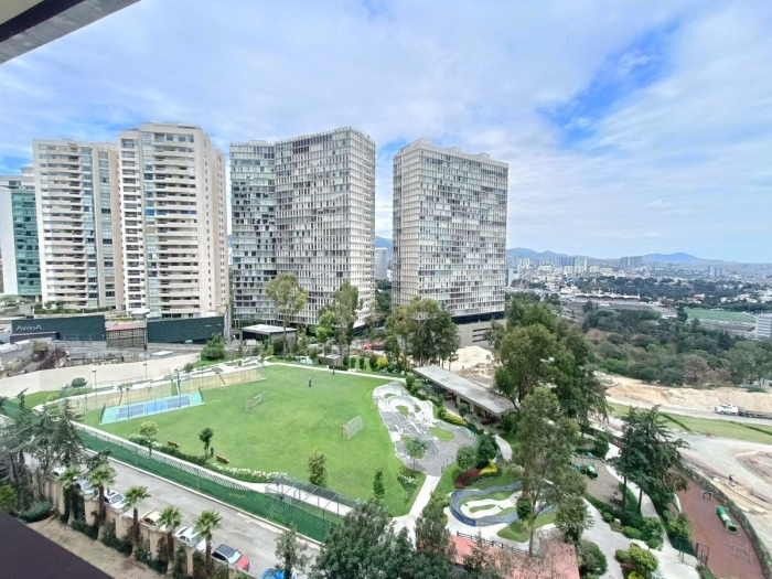 venta departamento en bosque de las lomas con balcón