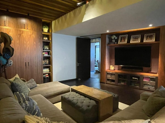 venta departamento en bosque de las lomas con balcón