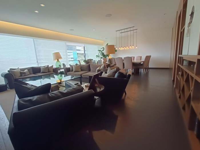 venta departamento en bosque de las lomas con balcón