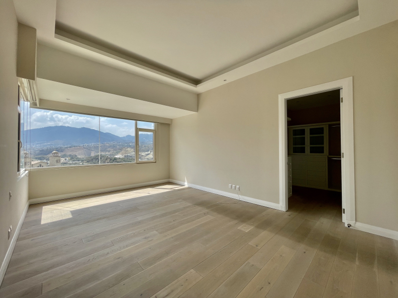 VENDE O RENTA DEPARTAMENTO PENTH HOUSE EN BOSQUE REAL