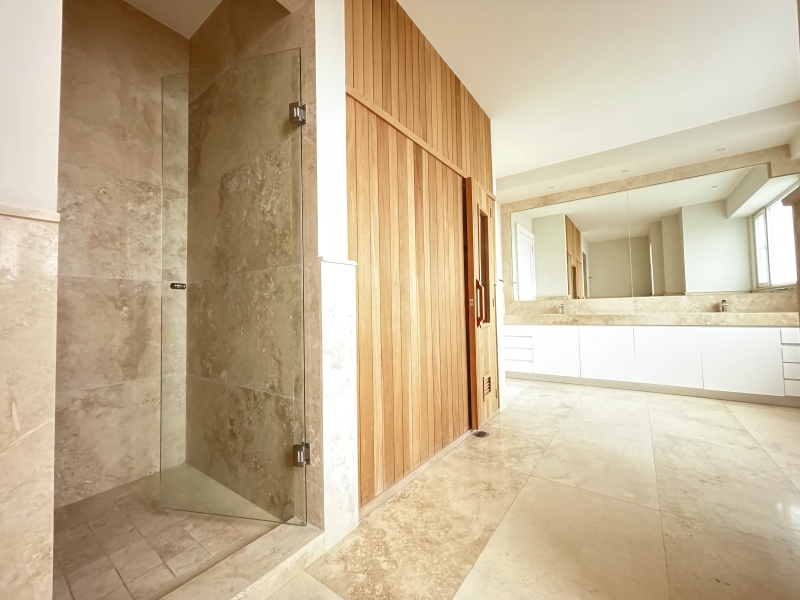 VENDE O RENTA DEPARTAMENTO PENTH HOUSE EN BOSQUE REAL