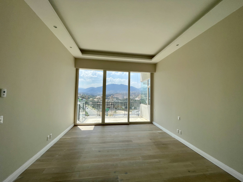 VENDE O RENTA DEPARTAMENTO PENTH HOUSE EN BOSQUE REAL