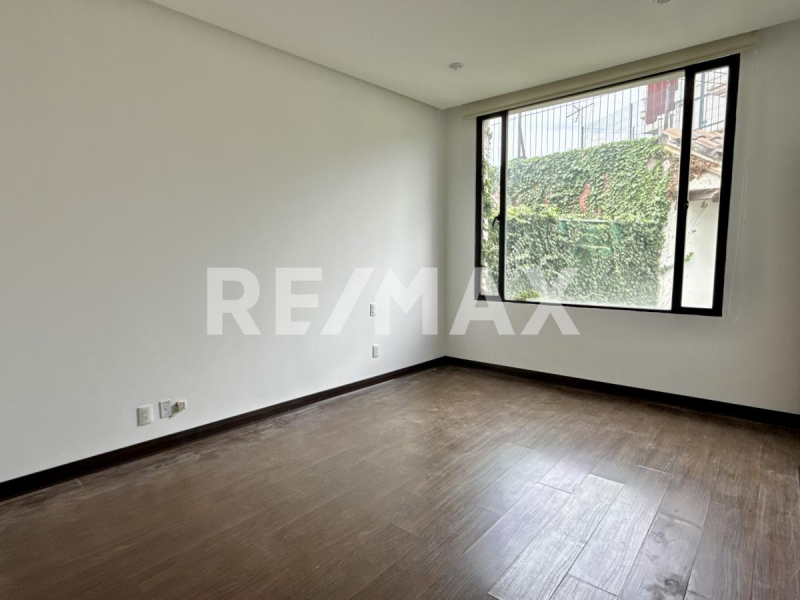 casa en renta en lomas de tecamachalco cercano a la universidad anáhuac