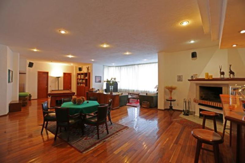 CASA EN VENTA BOSQUES DE LAS LOMAS