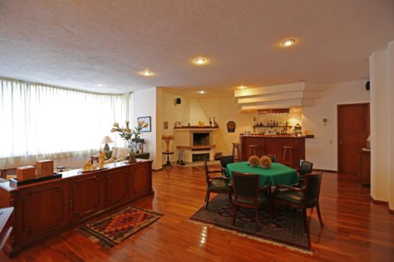 CASA EN VENTA BOSQUES DE LAS LOMAS