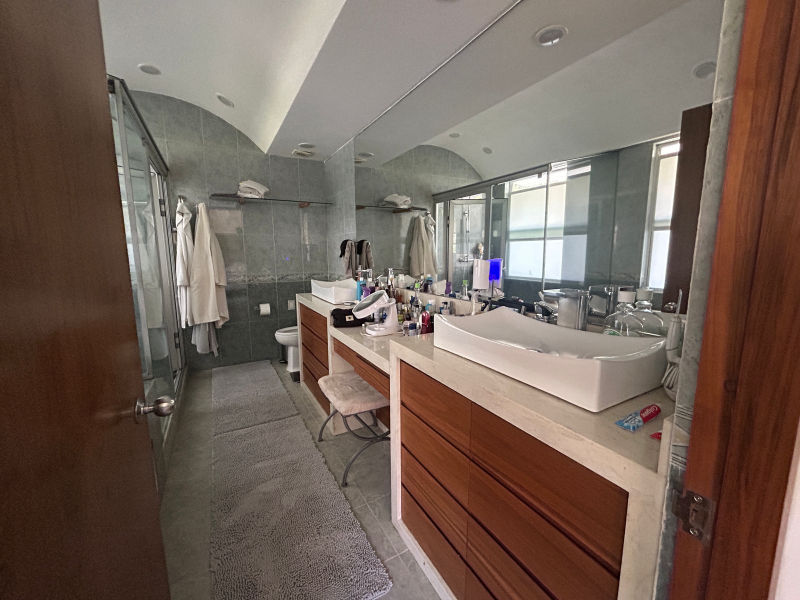 VENTA CASA EN PRIVADA - PASEO DE LOS LAURELES - BOSQUES DE LAS LOMAS