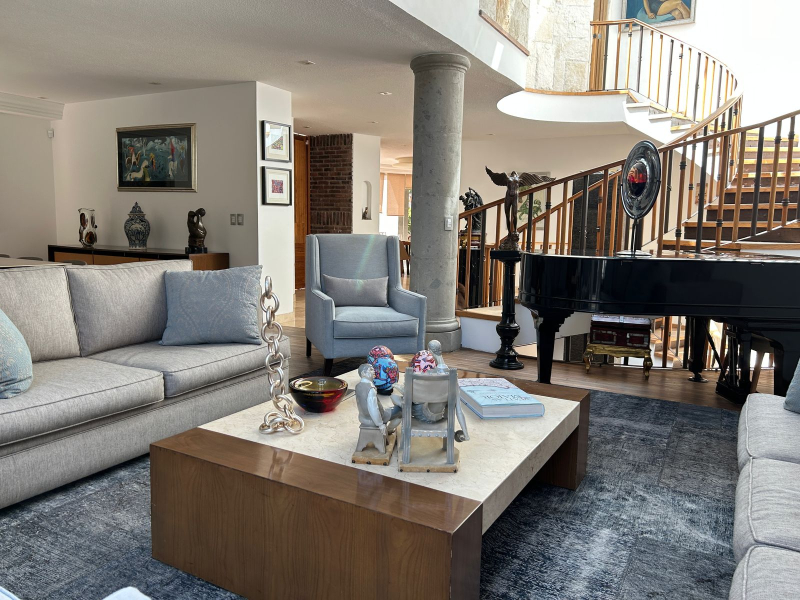 VENTA CASA EN PRIVADA - PASEO DE LOS LAURELES - BOSQUES DE LAS LOMAS