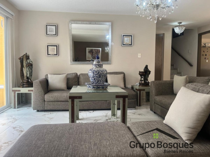 Casa en venta en Paseo de las Palmas  Huixquilucan Edo Mexico