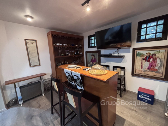 Casa en Venta o Renta en Lomas de la Herradura, calle cerrada